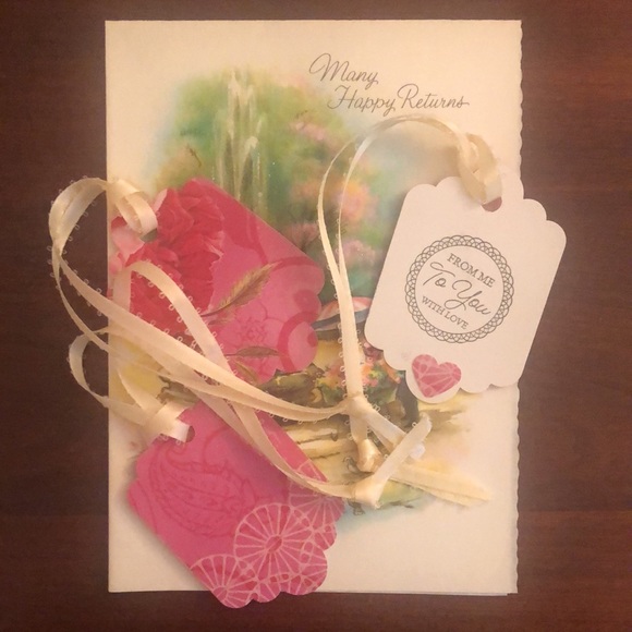 Birthday 🥳 Card (Vintage Card) with three new Gift 🎁 Tags - Picture 3 of 15